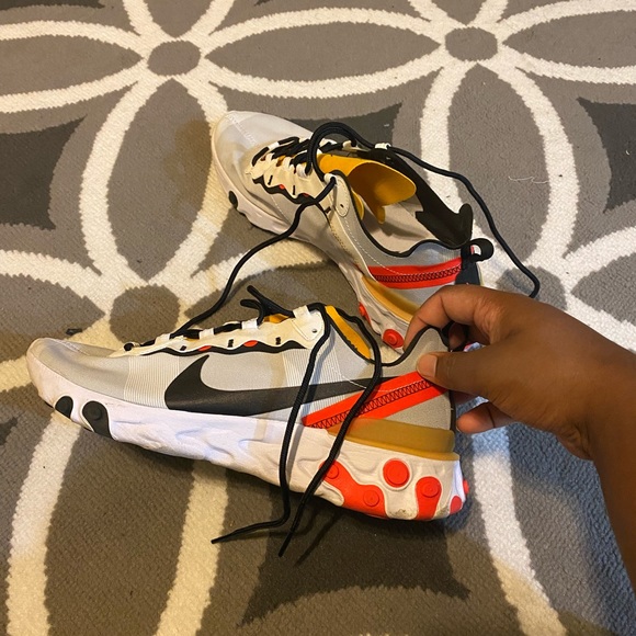 React Element 55 'Tour Yellow' used - Picture 3 of 7